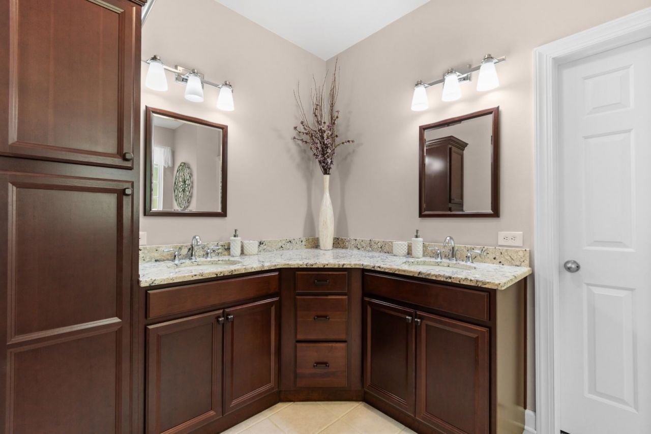 4513 Firethorne Dr.  Photo 14