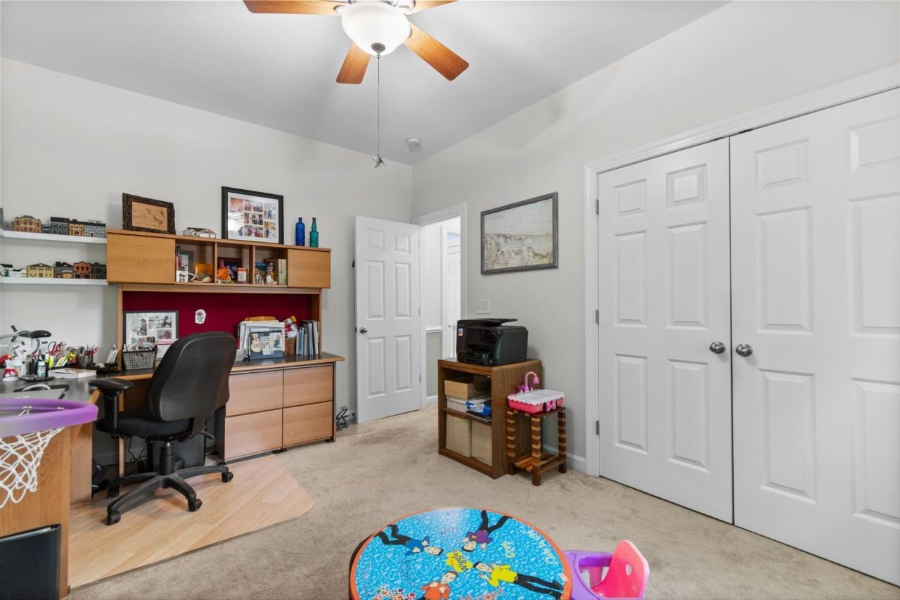 4513 Firethorne Dr. Photo 18