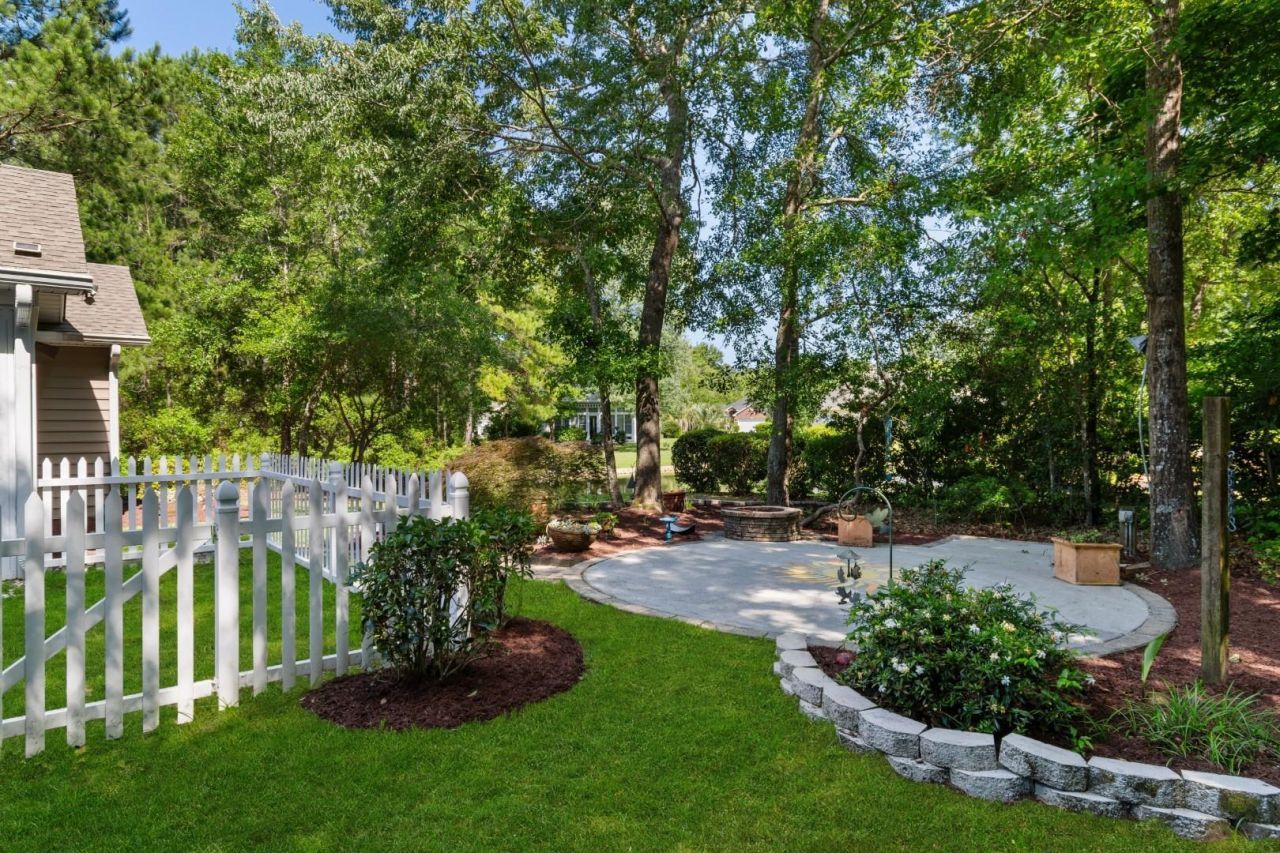 4513 Firethorne Dr.  Photo 31