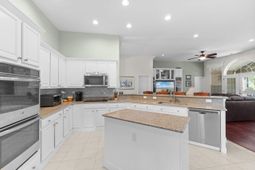 4513 Firethorne Dr. photo 4