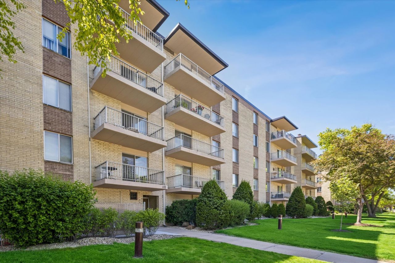 110 W Butterfield Road , Unit 510S, Elmhurst, IL 60126 Main Photo