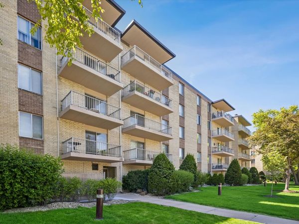 110 W Butterfield Road , Unit 510S, Elmhurst, IL 60126