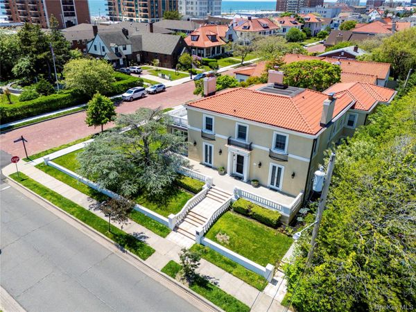 159 Magnolia Boulevard, Long Beach, NY 11561