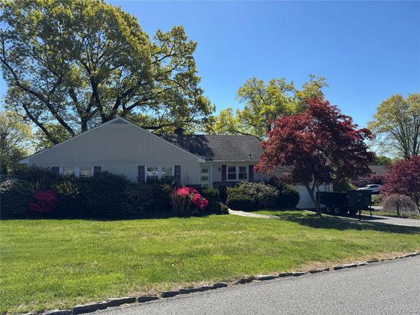 68 Brendon Hill Road , Scarsdale, NY 10583