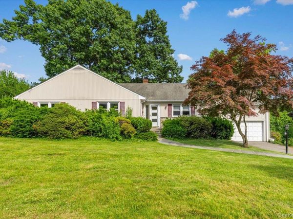 68 Brendon Hill Road , Scarsdale, NY 10583