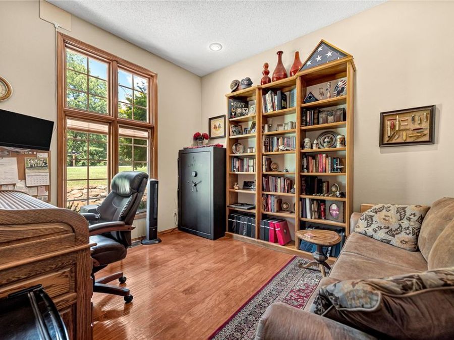 Property Image 28