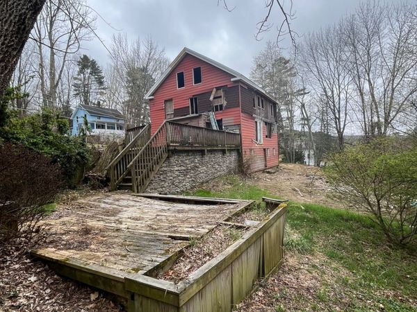 24 New City , Stafford, CT 06076