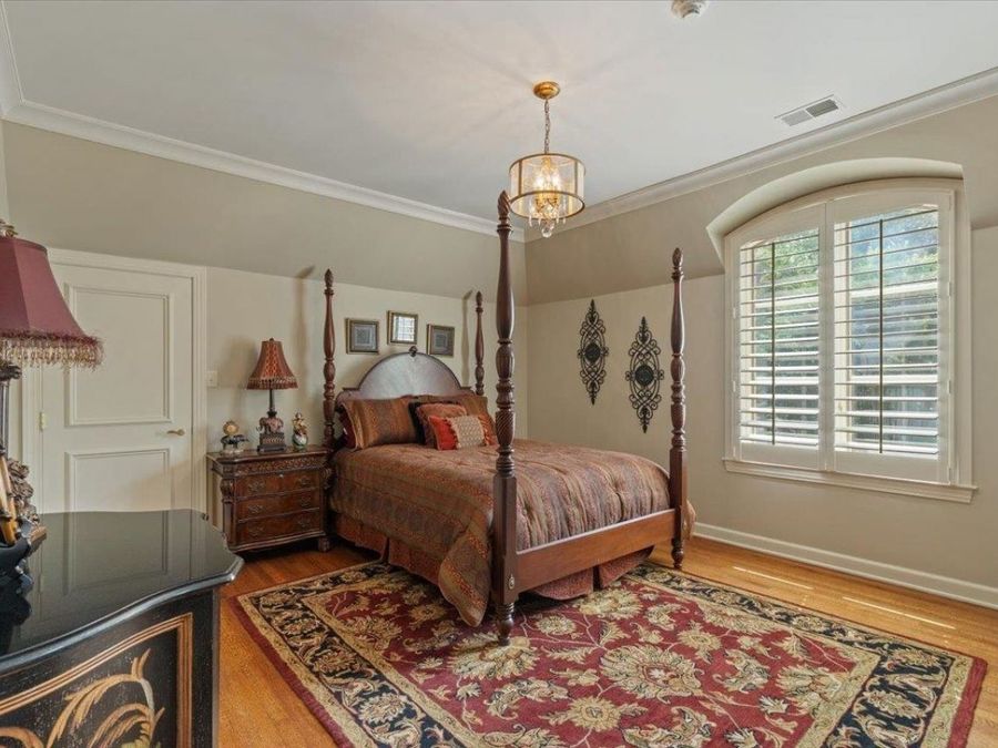 Property Image 37