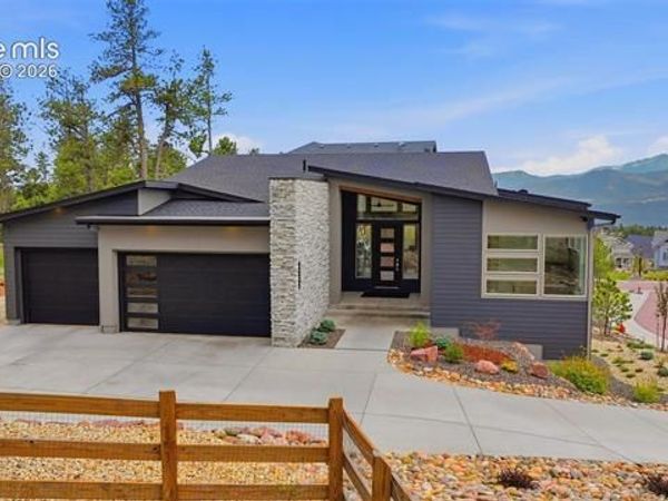 16355 Sunset Peak Lane, Monument, CO 80132