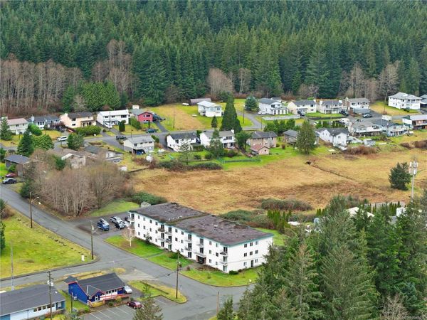 611 MacMillan Dr, Unit #307, Sayward, BC V0P 1R0