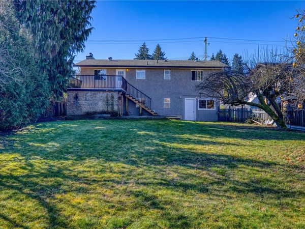 1125 Stillin Dr , Ladysmith, BC V9G 1P2