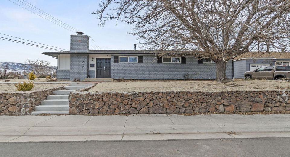 701 Bowman Drive, Reno, NV 89503 Photo
