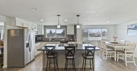 701 Bowman Drive, Reno, NV 89503 Photo
