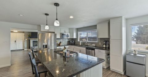 701 Bowman Drive, Reno, NV 89503 Photo