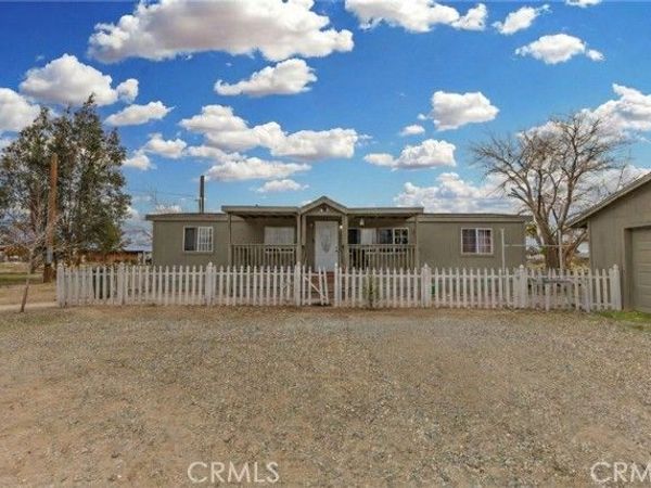 18967 Tawney , Adelanto, CA 92301