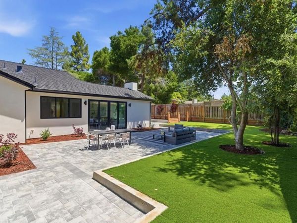 680 N San Antonio Road, Los Altos, CA 94022
