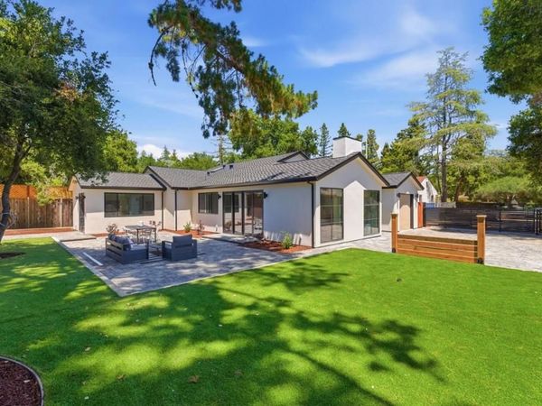 680 N San Antonio Road, Los Altos, CA 94022