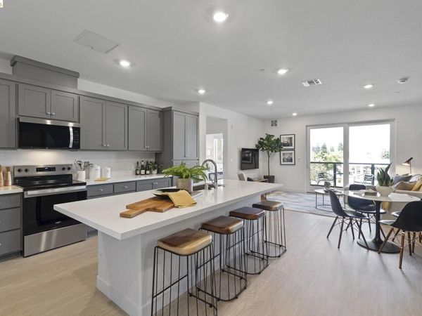 500 Somi CT , Unit 209, Hayward, CA 94544