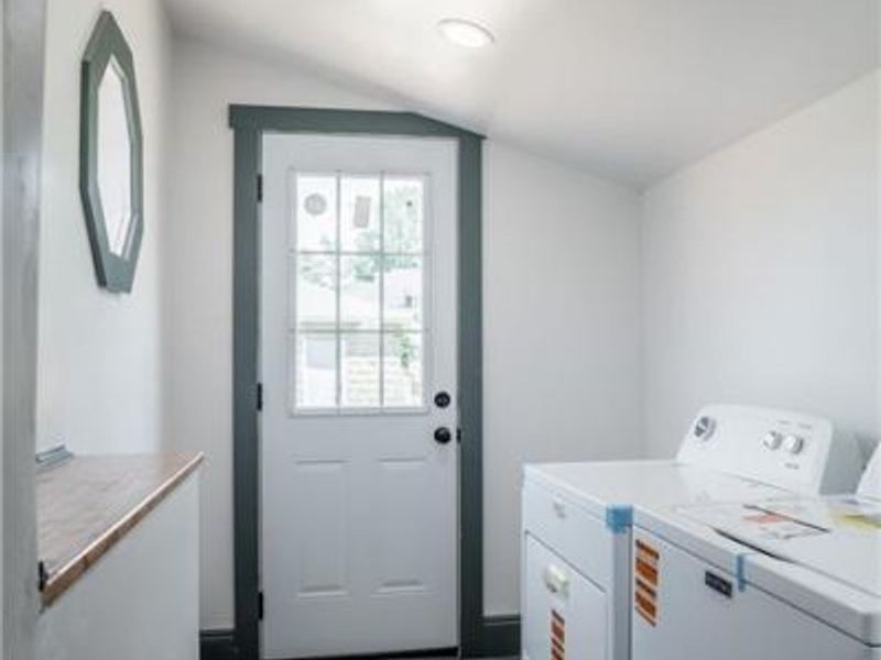 104 E Main Street, Donnelsville, OH 45319 Photo 9