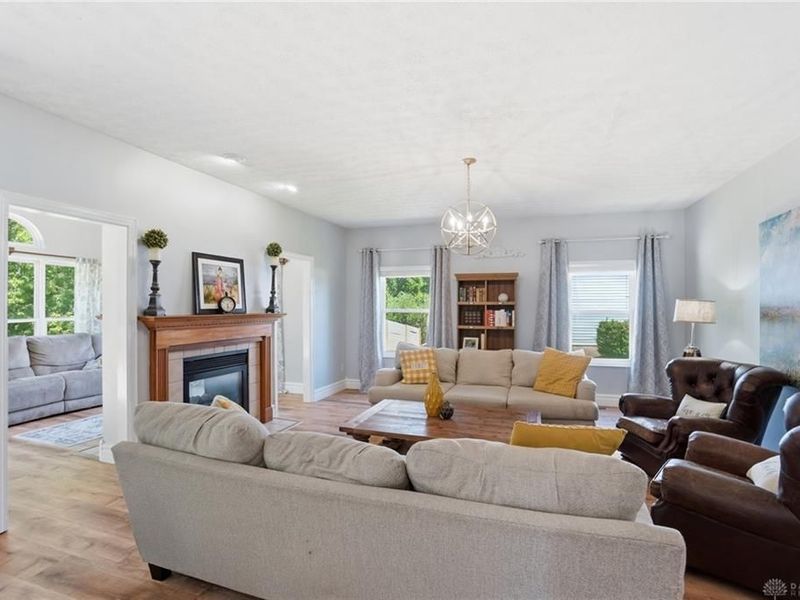 77 W Waterbury Drive, Springboro, OH 45066 Photo 8
