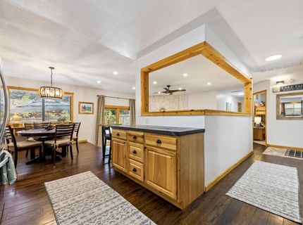 3118 Deer Trail, South Lake Tahoe, CA 96150 Photo