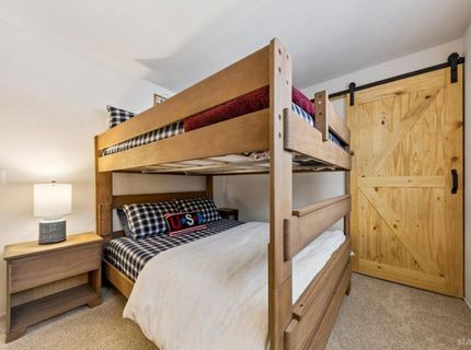 3118 Deer Trail, South Lake Tahoe, CA 96150 Photo
