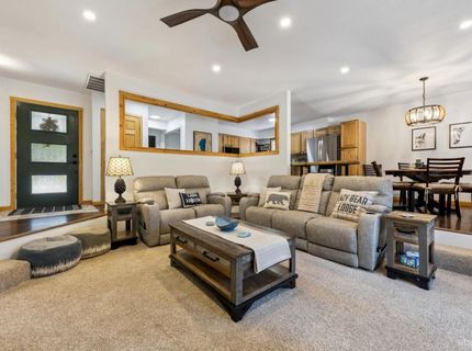 3118 Deer Trail, South Lake Tahoe, CA 96150 Photo