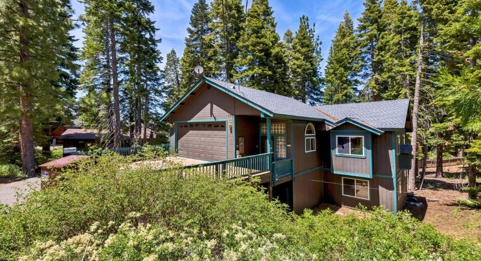 352 Heather Circle, South Lake Tahoe, CA 96150 Photo
