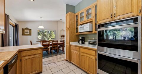 352 Heather Circle, South Lake Tahoe, CA 96150 Photo