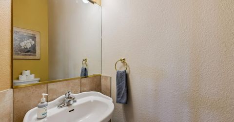 352 Heather Circle, South Lake Tahoe, CA 96150 Photo