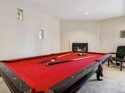352 Heather Circle, South Lake Tahoe, CA 96150 Photo