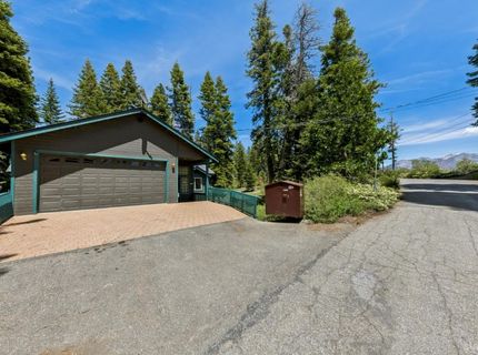 352 Heather Circle, South Lake Tahoe, CA 96150 Photo