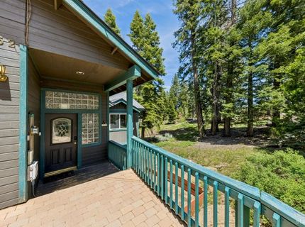 352 Heather Circle, South Lake Tahoe, CA 96150 Photo