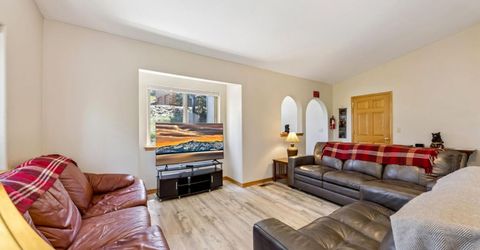 352 Heather Circle, South Lake Tahoe, CA 96150 Photo