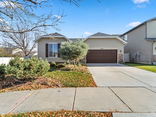 1016 N SKIPTON DR , North Salt Lake, UT 84054