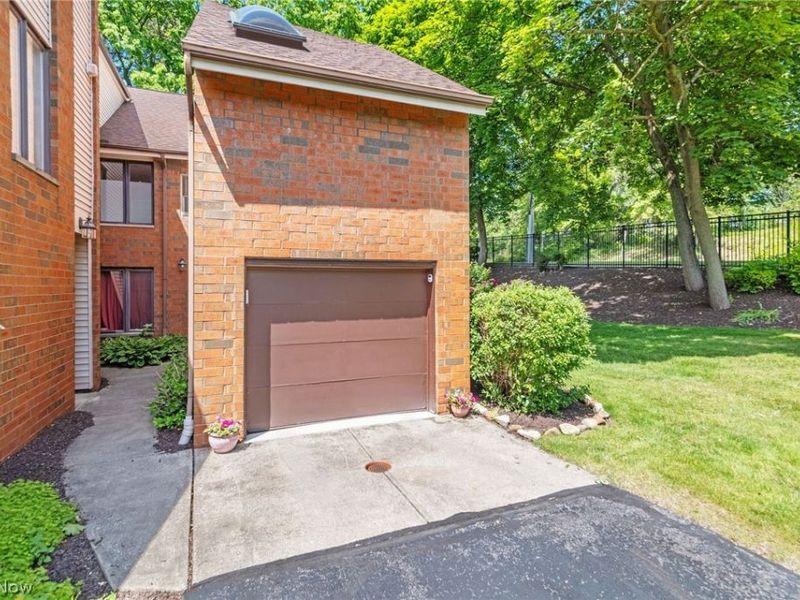 4695 Mayfield Road , Unit F, South Euclid, OH 44121 Photo 9