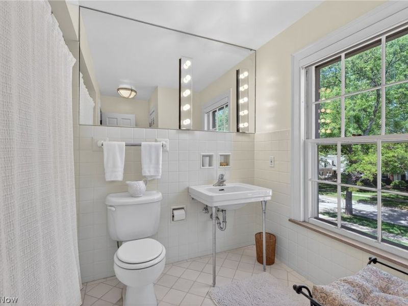 23900 Stanford Road , Shaker Heights, OH 44122 Photo 28