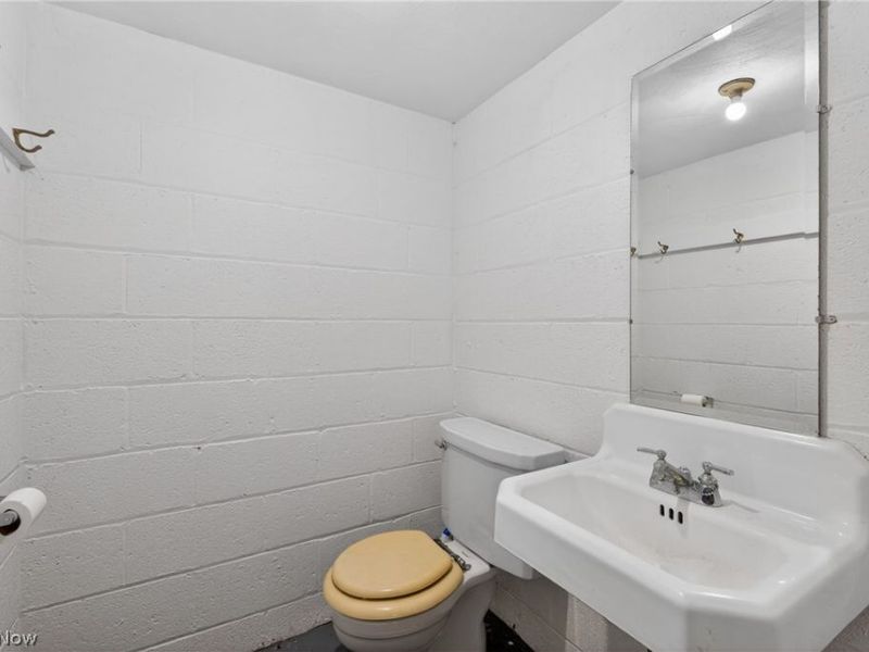 23900 Stanford Road , Shaker Heights, OH 44122 Photo 32