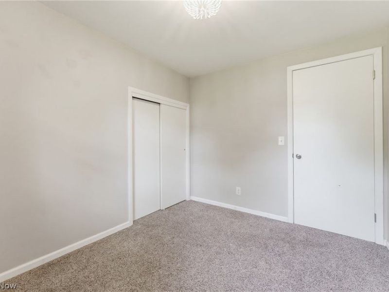 6006 Lake O Springs Avenue NW, Canton, OH 44718 Photo 15