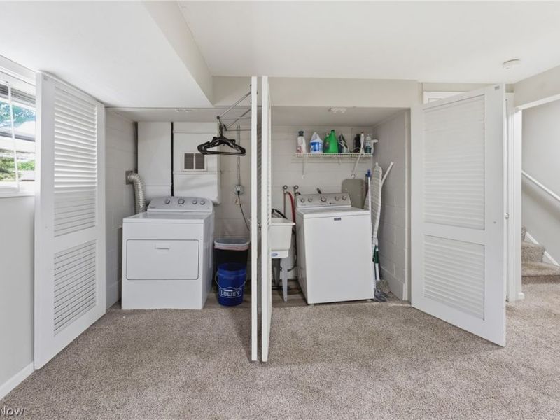 6006 Lake O Springs Avenue NW, Canton, OH 44718 Photo 23