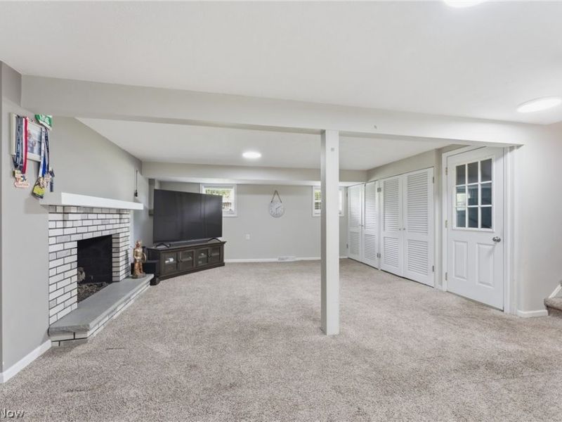 6006 Lake O Springs Avenue NW, Canton, OH 44718 Photo 25