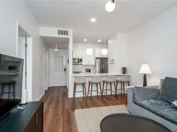 708 11th Street, Unit 203, Tuscaloosa, AL 35401