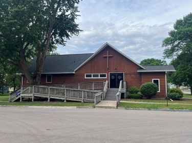 605 9th Ave , Clarkfield, MN 56223