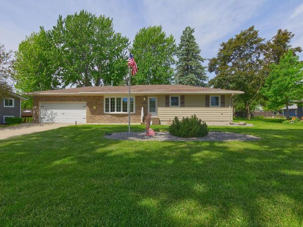 540 4th Street N, Winsted, MN 55395