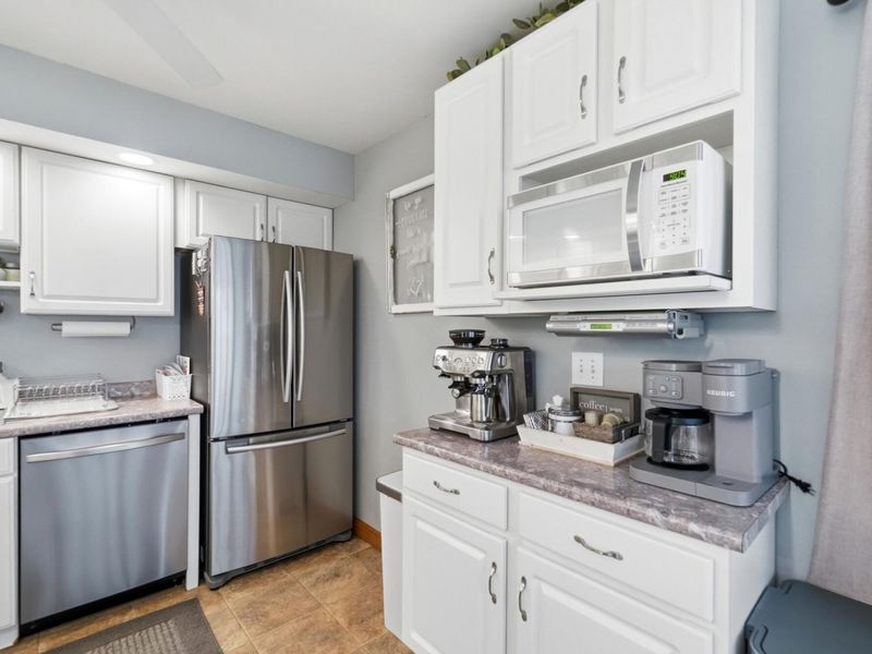 690 W Lane Avenue, Lima, OH 45801 Photo 17