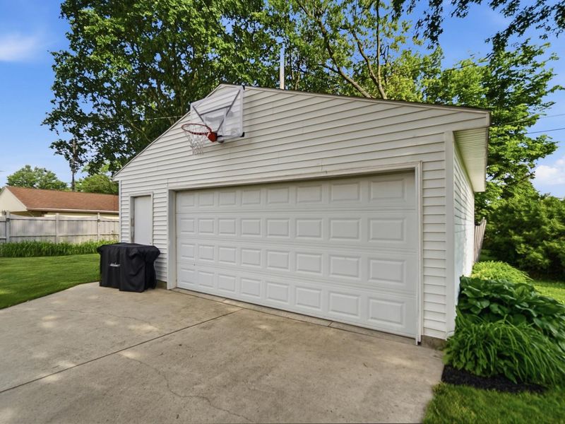 690 W Lane Avenue, Lima, OH 45801 Photo 62