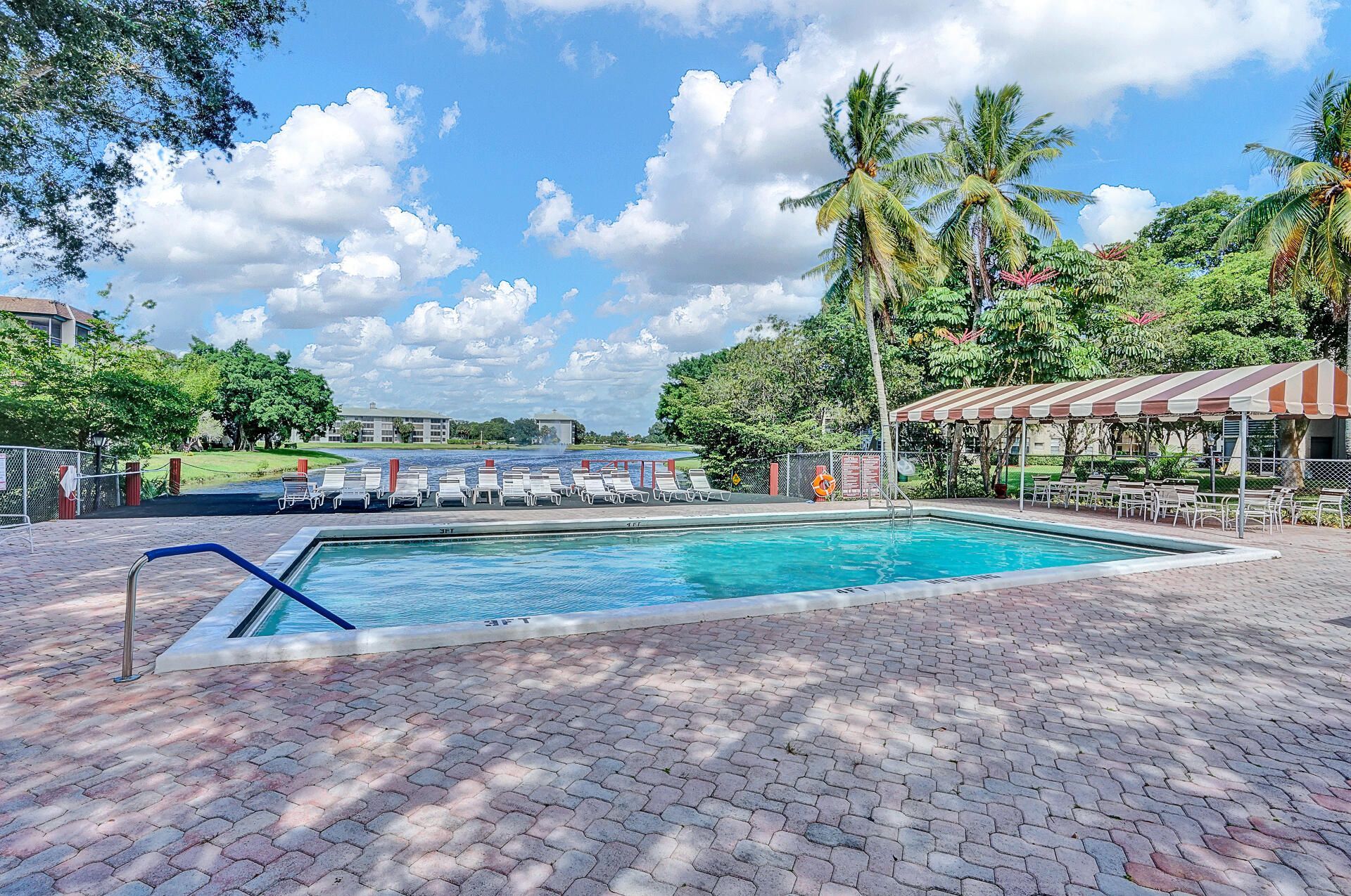 9460 Poinciana Place, Unit 101, Davie, FL 33324 Photo