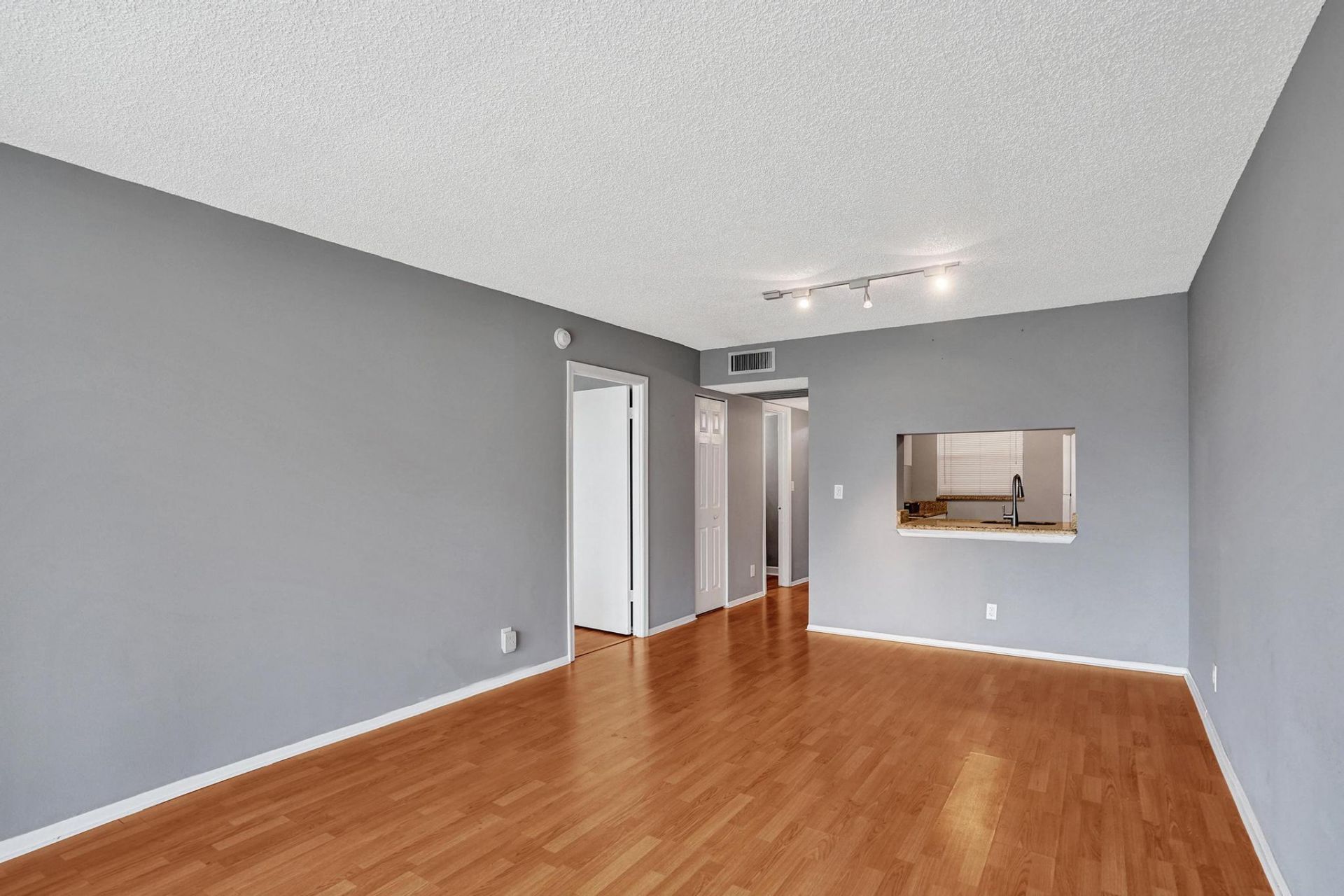 9460 Poinciana Place, Unit 101, Davie, FL 33324 Photo