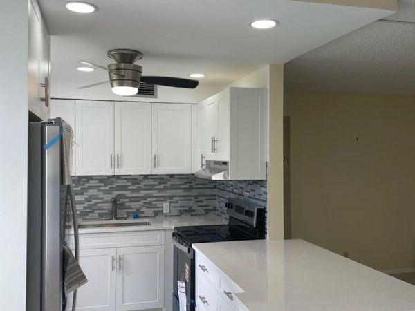 67 Fanshaw B, Unit 670, Boca Raton, FL 33434