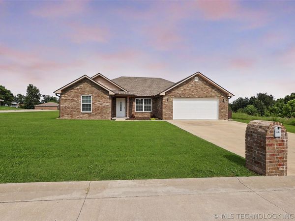 4683 S 516 Road , Tahlequah, OK 74464